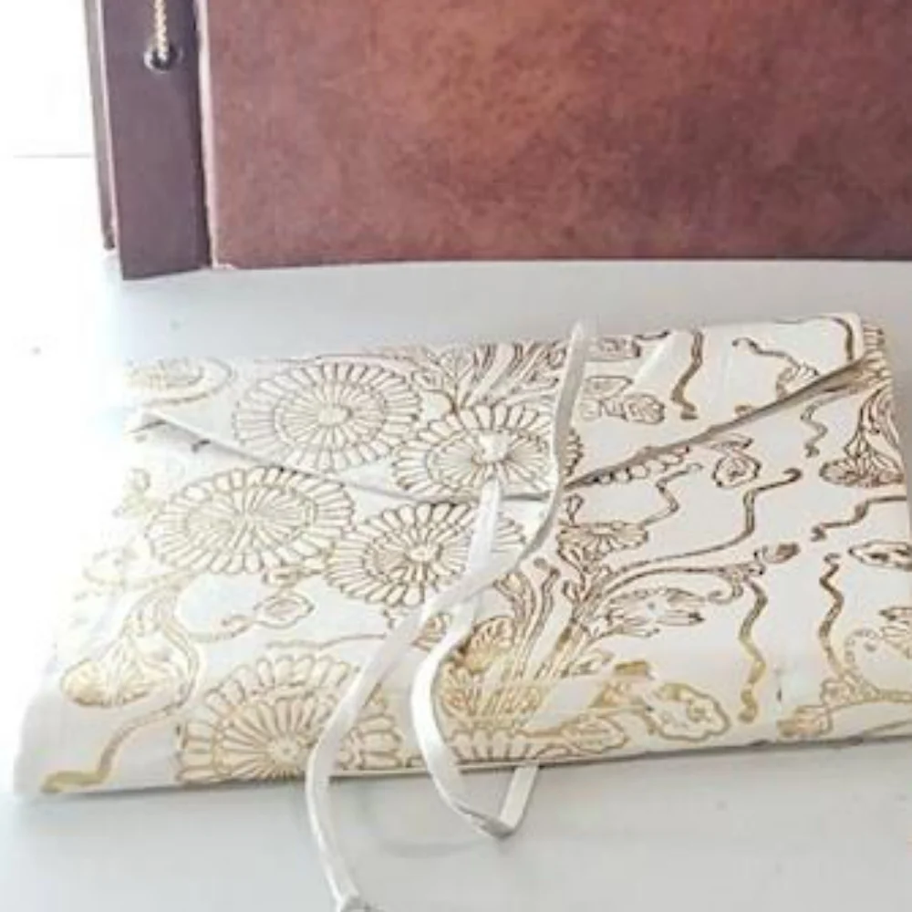 Rare leather bound white/gold sketchbook 9